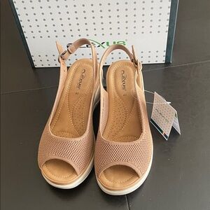 FlexUS by Spring Step Brown Mayberry Peep-Toe Slingback Sandals size 40/US 9